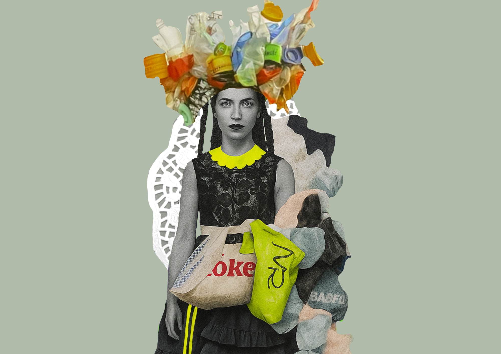 Fotocollage: Eine Frau in Tracht mit einer großen Haube aus Plastikmüll, umhängt mit mehreren Tüten und Tragetaschen. Im Hintergrund ein Kuchenuntersetzer aus Spitzenpapier.